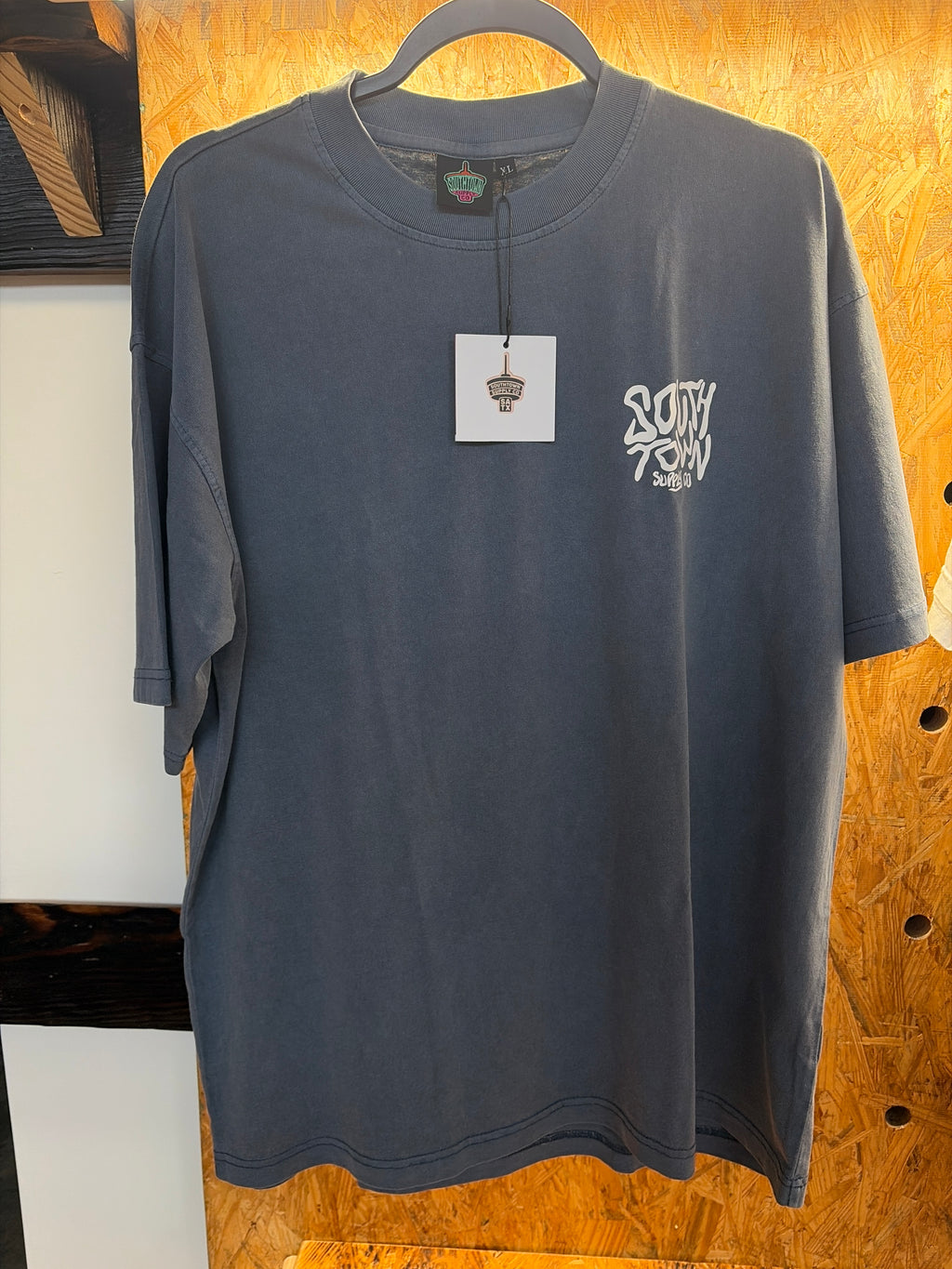 Southtown wavy grey/white