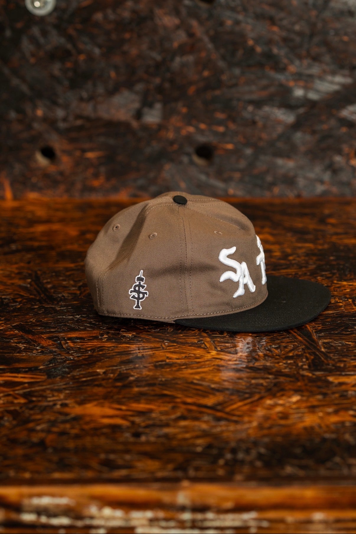 SATX flat bill cap (brown + white)