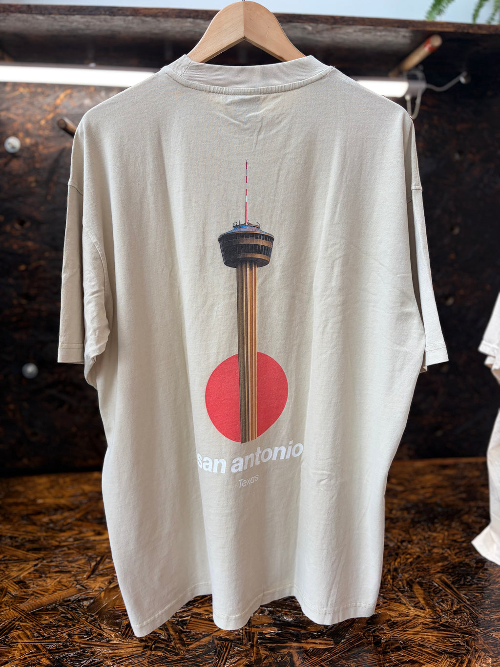Tower tee (Beige)